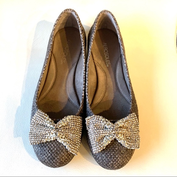 AEROSOLES Shoes - Aerosoles cute gray flats with beaded bow
